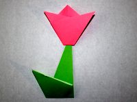 How To Make An Easy Origami Tulip