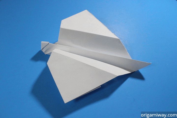 how to make fast paper airplanes step by step