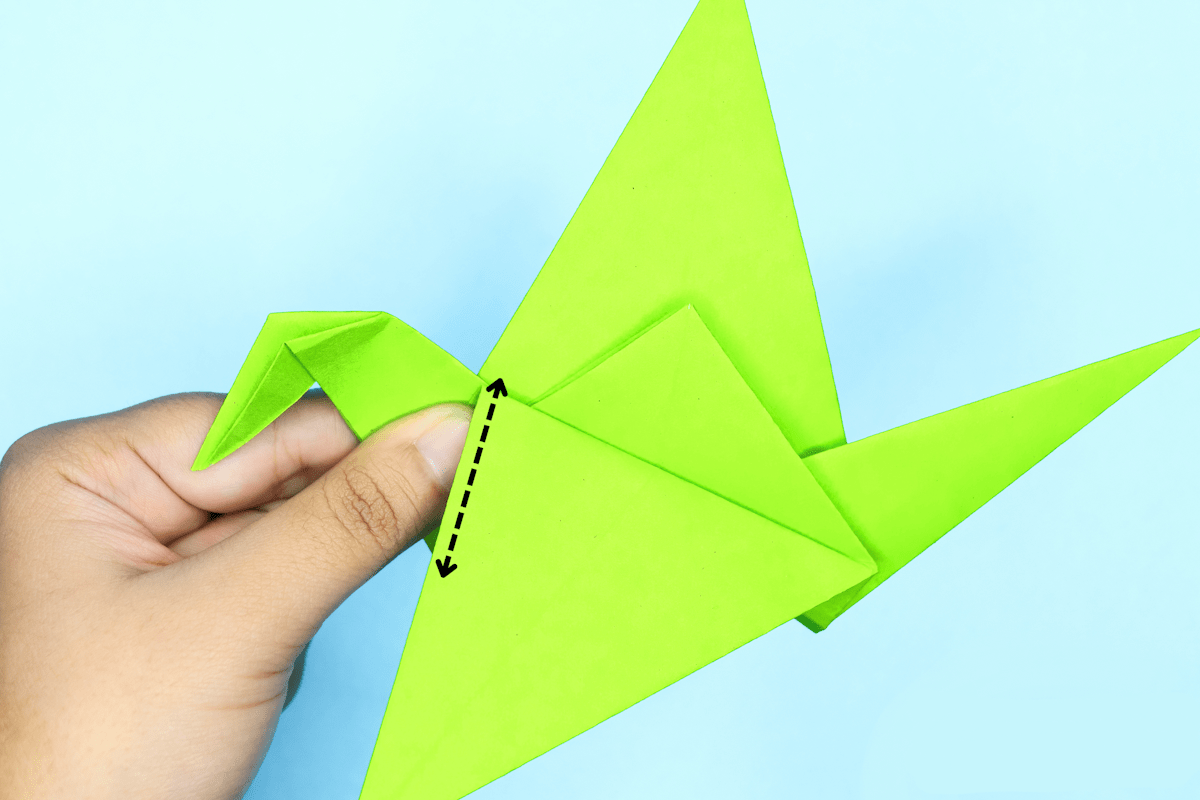 Crane origami step 28