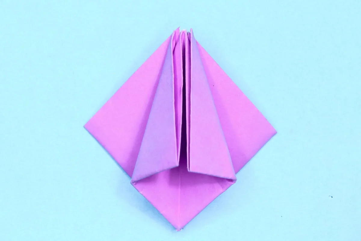 Tulip origami step 20