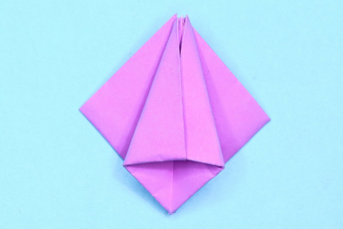 Tulip origami step 21