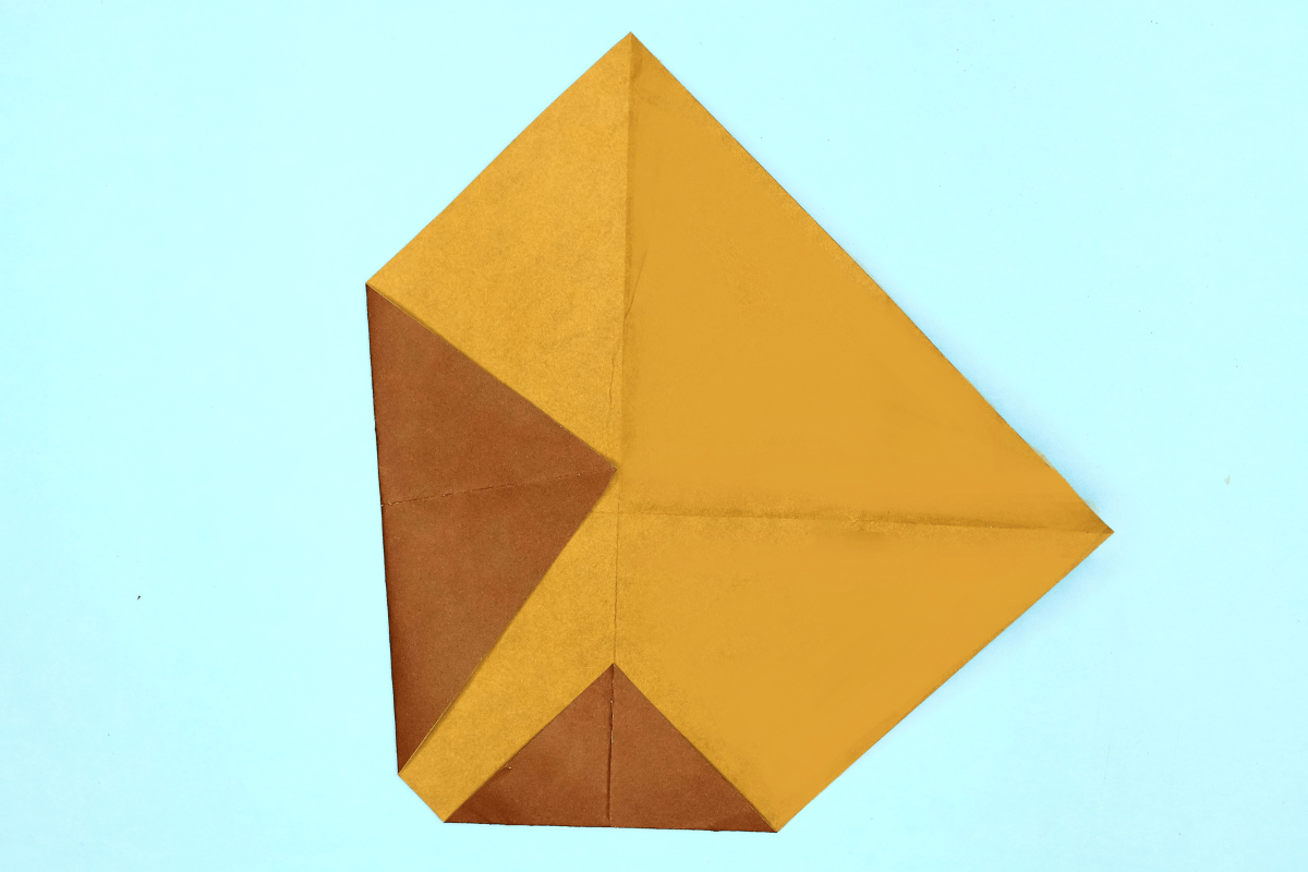 Origami lion step 08