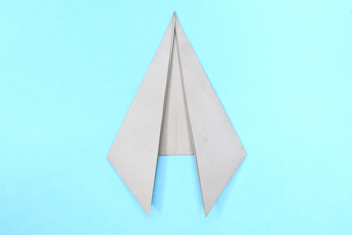 Origami walrus step 06